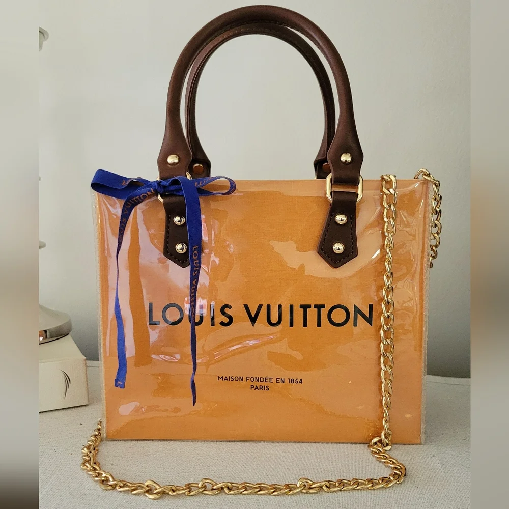 Authentic LV Store Sack/Bag in Protective Clear Tote - Picture 11 of 12